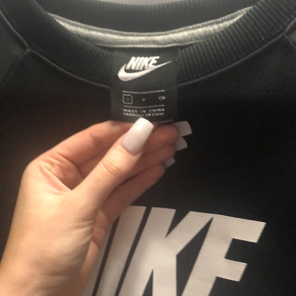 Nike Tri-Color Crew Neck - Picture 3 of 4